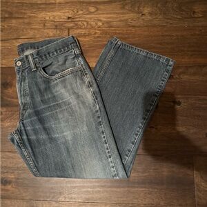Levi’s 559 Men's Medium Wash Blue Jeans 33x30